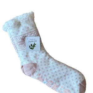 New pink Muk Luks Slipper Socks